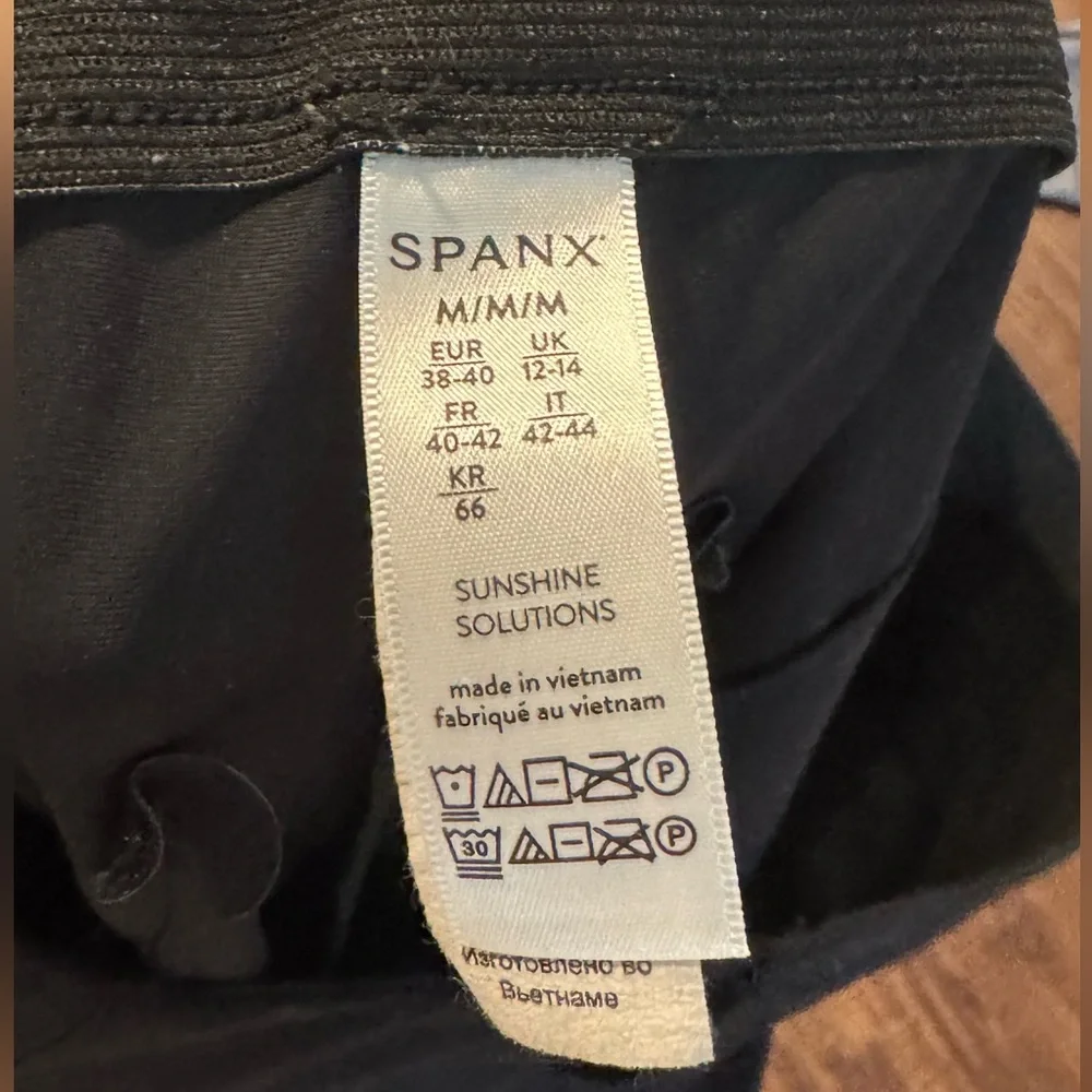 SPANX Active Comfortable Material Women's Black Work Office Style Pants - Picture 8 of 16